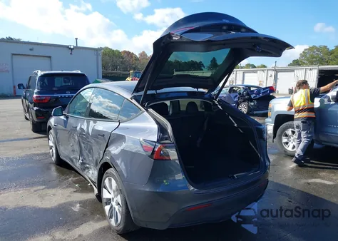 2023 Tesla Model Y Awd/Long Range Dual Motor All-Wheel Drive from USA, damaged, VIN 7SAYGDEE4PA192738